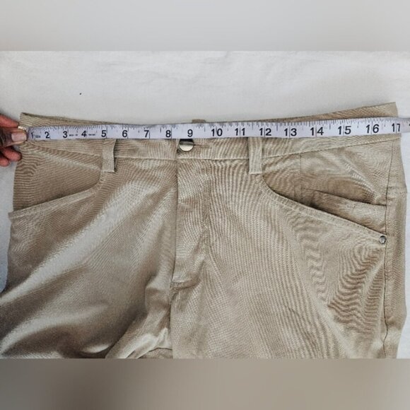Lululemon ABC stretch pants. Measurements in Pictures - Picture 16 of 16